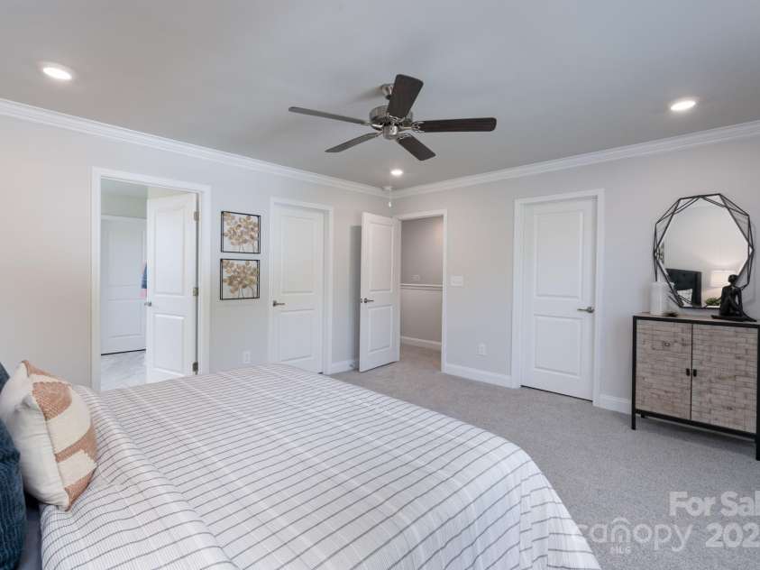 4045 Port Richmond Avenue, Gastonia, NC 28056.  MLS# CAR4258356, YatesRealty ID 19635. 