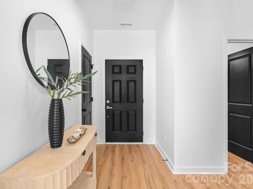 731 Clarinda Street, Rock Hill, SC 29730.  MLS# CAR4373156, YatesRealty ID 19635. Previous Staging