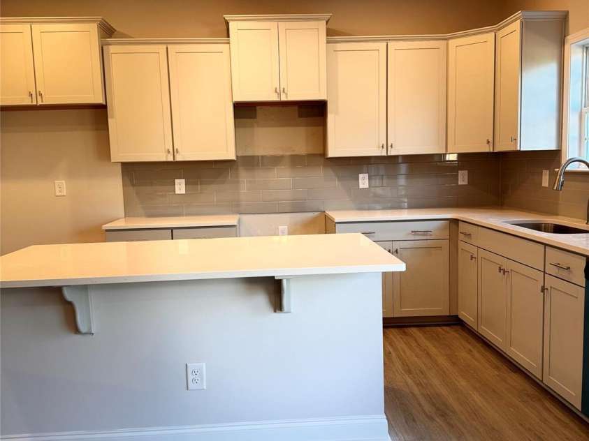 4041 Port Richmond Avenue, Gastonia, NC 28056.  MLS# CAR4258414, YatesRealty ID 19636. Kitchen Representative Photo