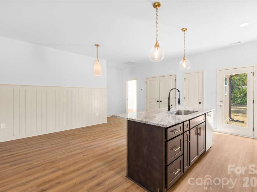 717 Clarinda Street, Rock Hill, SC 29730.  MLS# CAR4361327, YatesRealty ID 19636. 