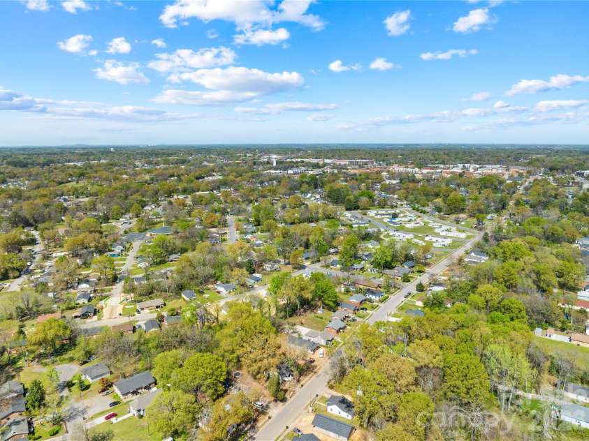 729 Clarinda Street, Rock Hill, SC 29730.  MLS# CAR4361389, YatesRealty ID 19637. 