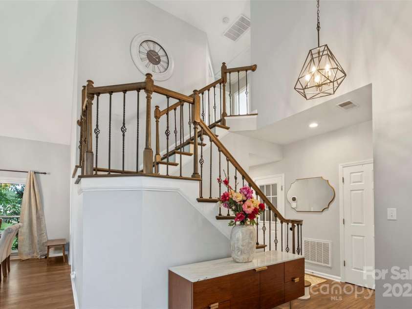 8605 Tamarron Drive, Charlotte, NC 28277.  MLS# CAR4292397, YatesRealty ID 19637. 