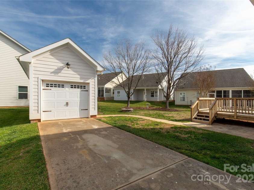 25391 Seagull Drive, Lancaster, SC 29720.  MLS# CAR4333975, YatesRealty ID 19638. 