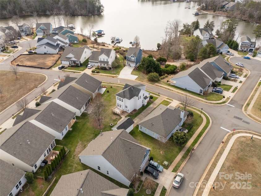 25391 Seagull Drive, Lancaster, SC 29720.  MLS# CAR4333975, YatesRealty ID 19638. 