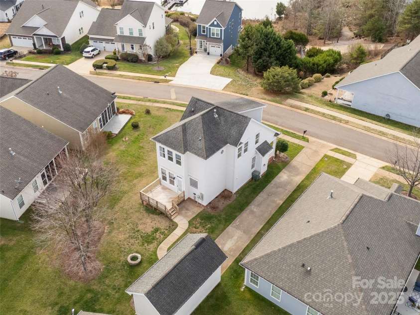 25391 Seagull Drive, Lancaster, SC 29720.  MLS# CAR4333975, YatesRealty ID 19638. 