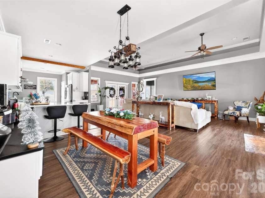210 florham Drive, Dallas, NC 28034.  MLS# CAR4341829, YatesRealty ID 1964. 