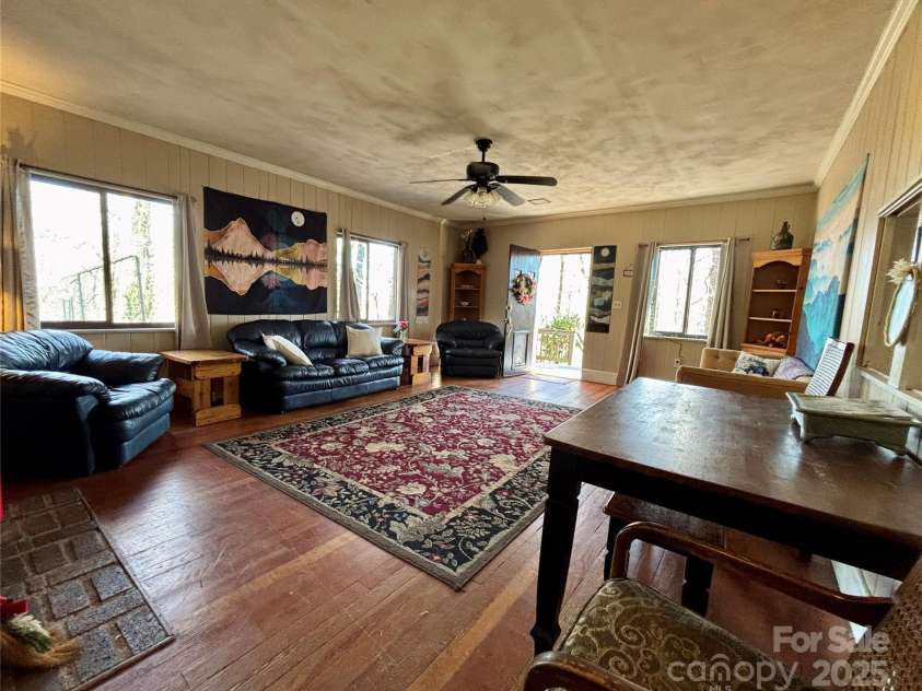 629 Vineyard Road, Tryon, NC 28782.  MLS# CAR4325093, YatesRealty ID 1964. Living Room