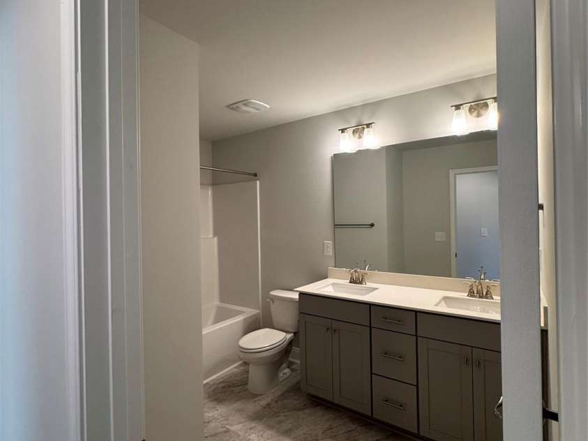 4029 Port Richmond Avenue, Gastonia, NC 28056.  MLS# CAR4259884, YatesRealty ID 19640. Hall bathroom