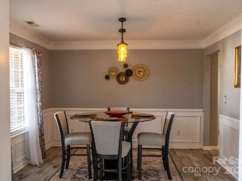 5227 Eagle Creek Drive, Charlotte, NC 28269.  MLS# CAR4260601, YatesRealty ID 19642. 