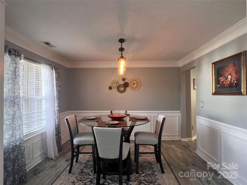 5227 Eagle Creek Drive, Charlotte, NC 28269.  MLS# CAR4260601, YatesRealty ID 19642. 