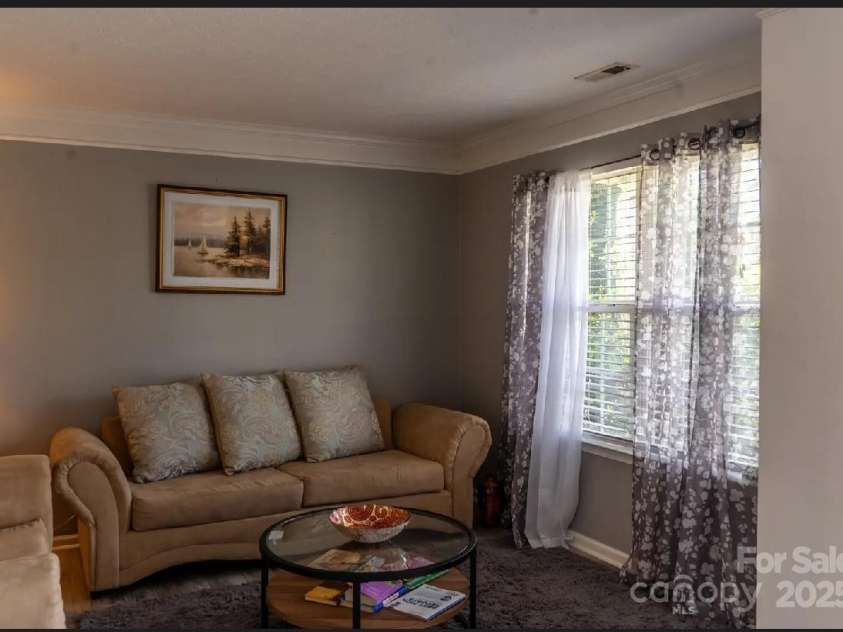 5227 Eagle Creek Drive, Charlotte, NC 28269.  MLS# CAR4260601, YatesRealty ID 19642. 