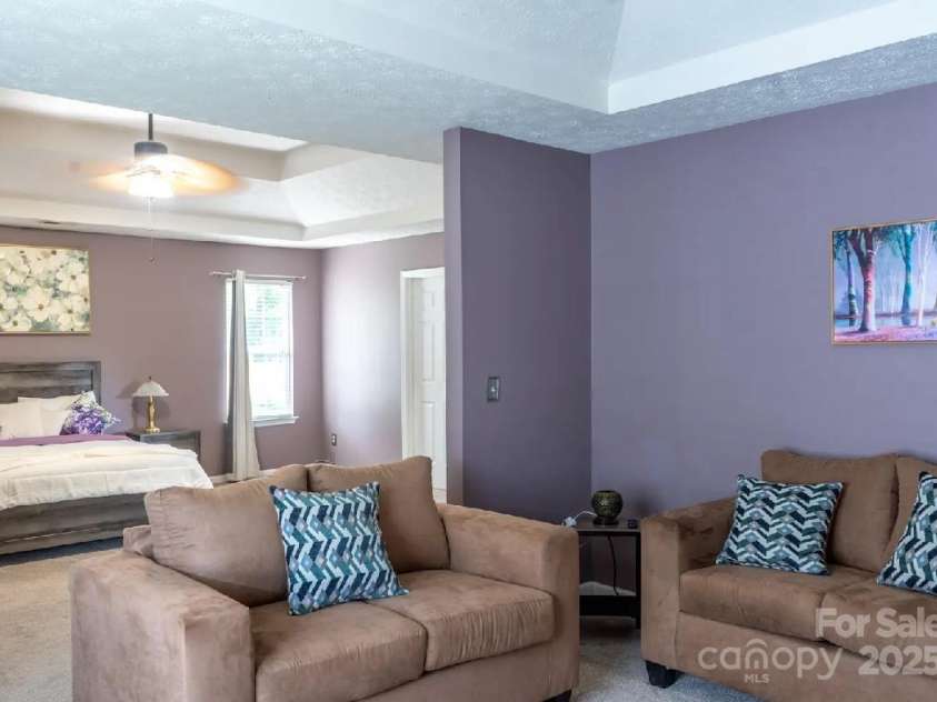 5227 Eagle Creek Drive, Charlotte, NC 28269.  MLS# CAR4260601, YatesRealty ID 19642. 