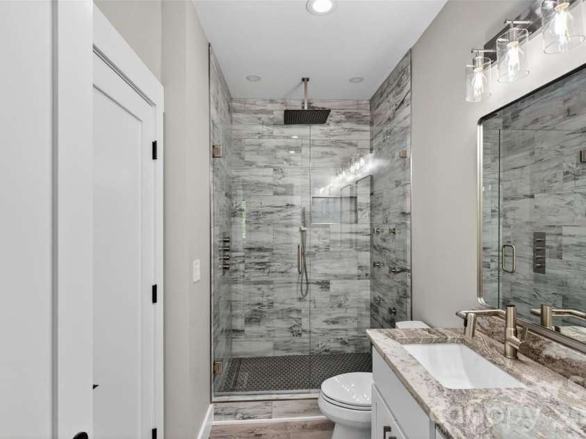 98 Downing Street, Asheville, NC 28806.  MLS# CAR4373230, YatesRealty ID 19642. 