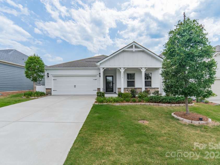 1819 Lotus Lane, Denver, NC 28037.  MLS# CAR4233931, YatesRealty ID 19644. 