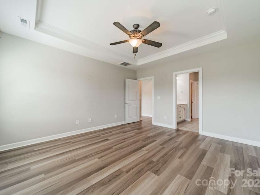 1819 Lotus Lane, Denver, NC 28037.  MLS# CAR4233931, YatesRealty ID 19644. 