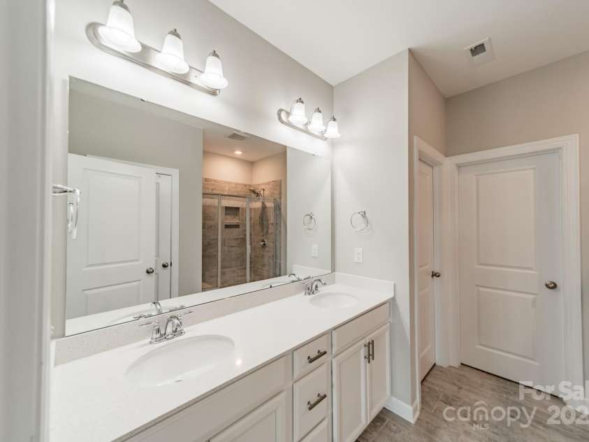 1819 Lotus Lane, Denver, NC 28037.  MLS# CAR4233931, YatesRealty ID 19644. 