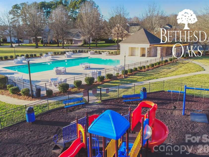 2567 Bethesda Oaks Drive, Gastonia, NC 28056.  MLS# CAR4352119, YatesRealty ID 19644. 