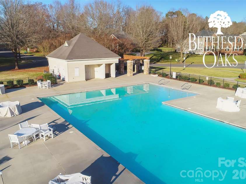 2567 Bethesda Oaks Drive, Gastonia, NC 28056.  MLS# CAR4352119, YatesRealty ID 19644. 