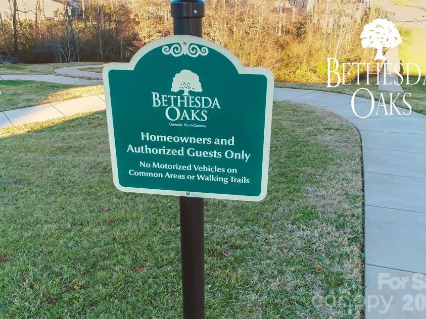 2567 Bethesda Oaks Drive, Gastonia, NC 28056.  MLS# CAR4352119, YatesRealty ID 19644. 