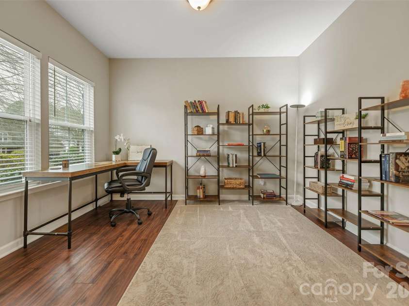 2567 Bethesda Oaks Drive, Gastonia, NC 28056.  MLS# CAR4352119, YatesRealty ID 19644. 