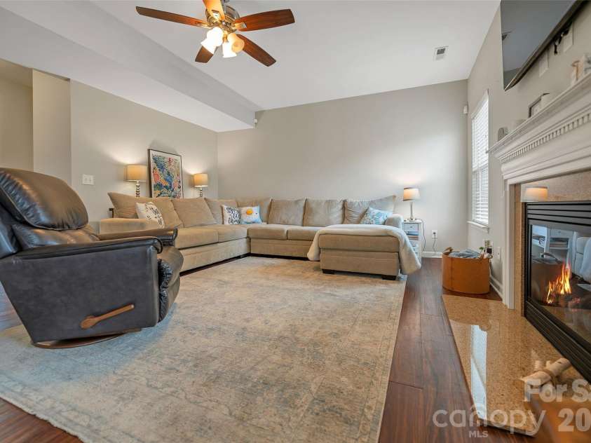 2567 Bethesda Oaks Drive, Gastonia, NC 28056.  MLS# CAR4352119, YatesRealty ID 19644. 