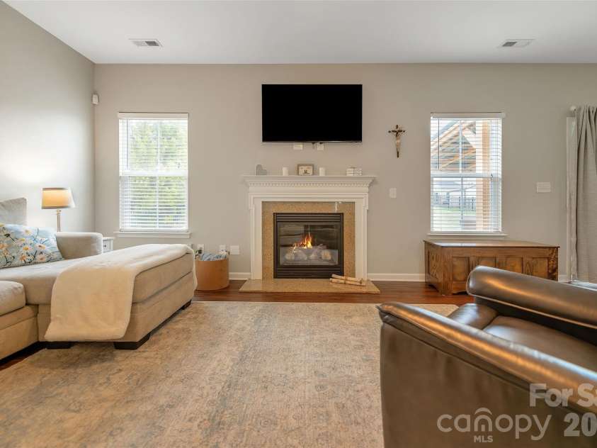 2567 Bethesda Oaks Drive, Gastonia, NC 28056.  MLS# CAR4352119, YatesRealty ID 19644. 