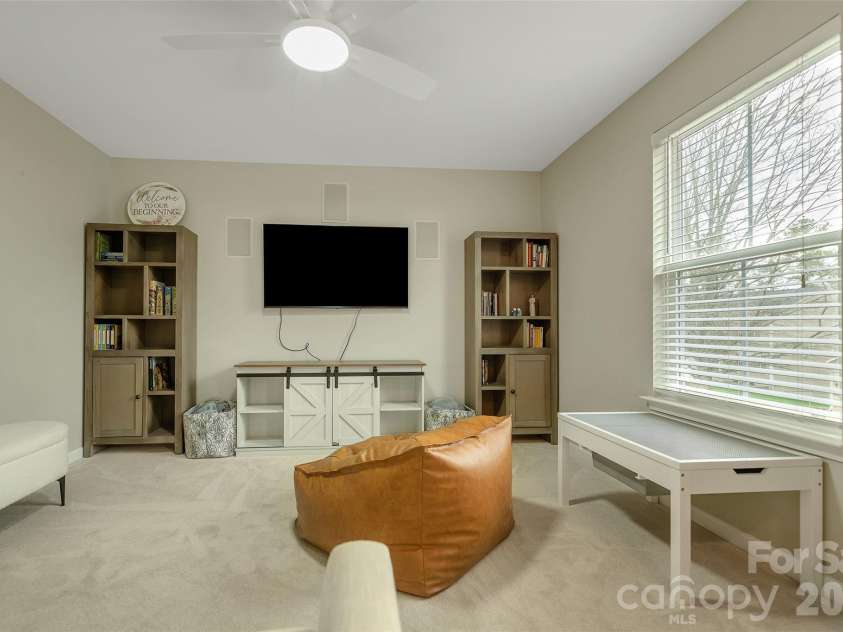 2567 Bethesda Oaks Drive, Gastonia, NC 28056.  MLS# CAR4352119, YatesRealty ID 19644. 