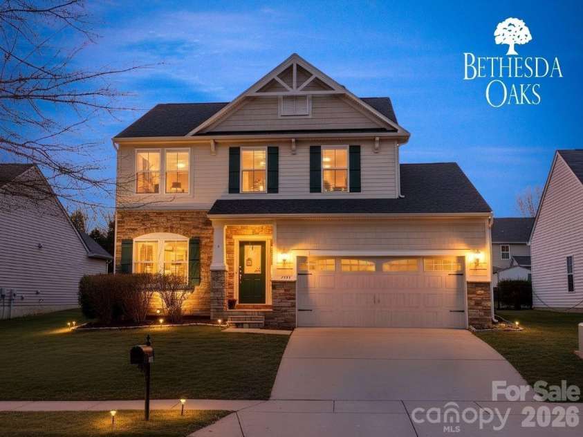 2567 Bethesda Oaks Drive, Gastonia, NC 28056.  MLS# CAR4352119, YatesRealty ID 19644. 