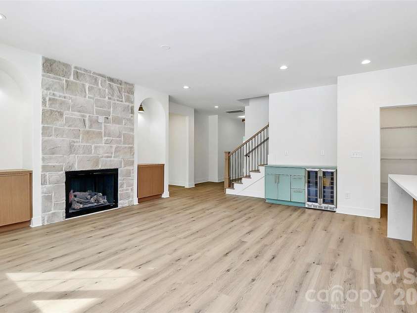 127 Hazelton Loop, Mooresville, NC 28117.  MLS# CAR4375038, YatesRealty ID 19645. 