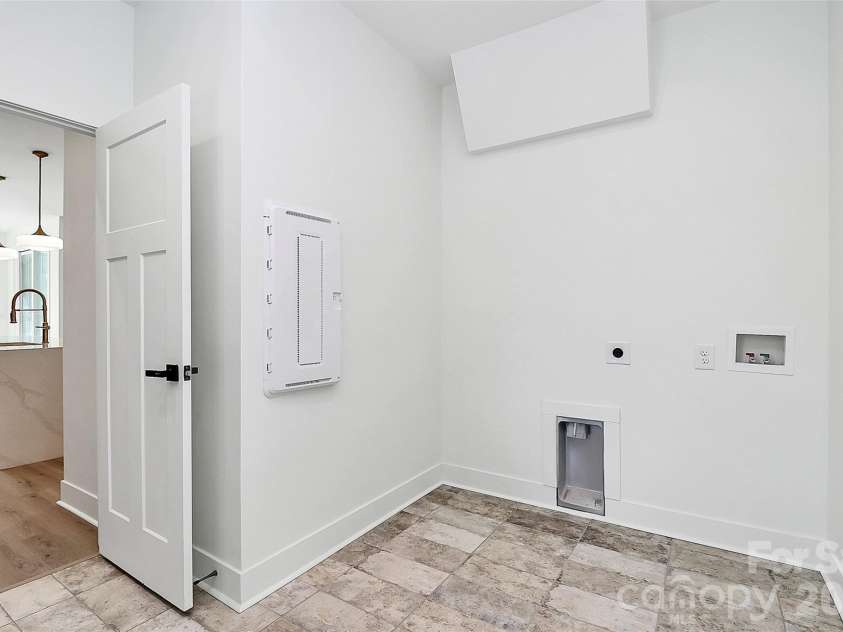 127 Hazelton Loop, Mooresville, NC 28117.  MLS# CAR4375038, YatesRealty ID 19645. 