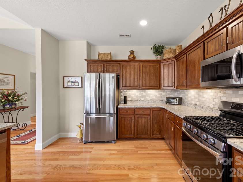 1123 King George Court, Lenoir, NC 28645.  MLS# CAR4363384, YatesRealty ID 19647. 