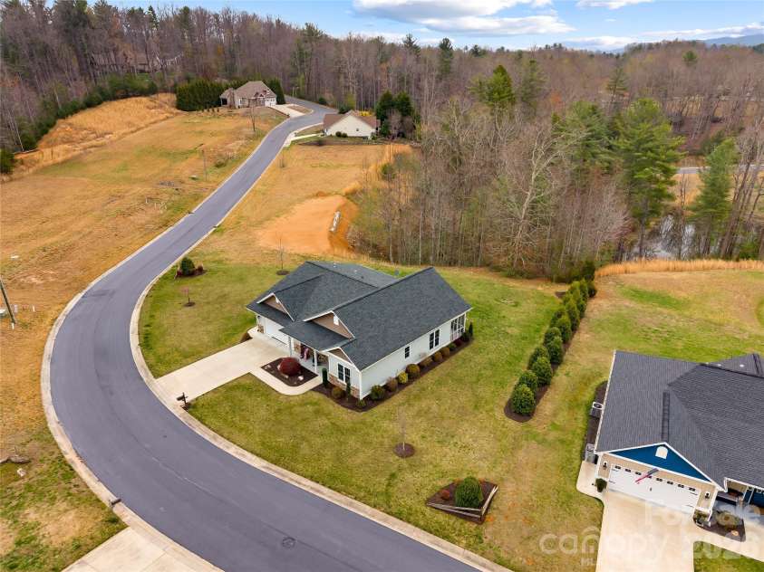 1123 King George Court, Lenoir, NC 28645.  MLS# CAR4363384, YatesRealty ID 19647. 