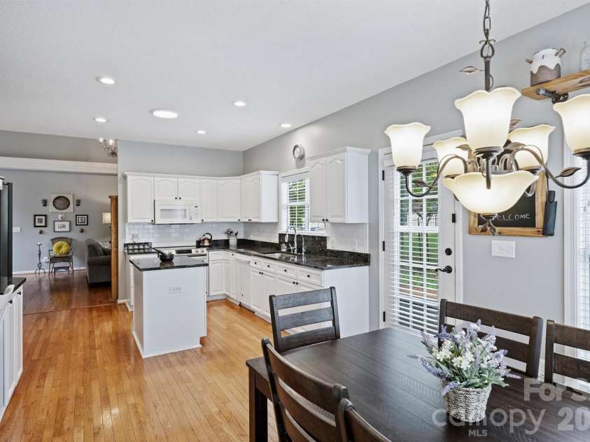 13827 Lymington Court, Mint Hill, NC 28227.  MLS# CAR4373963, YatesRealty ID 19649. 