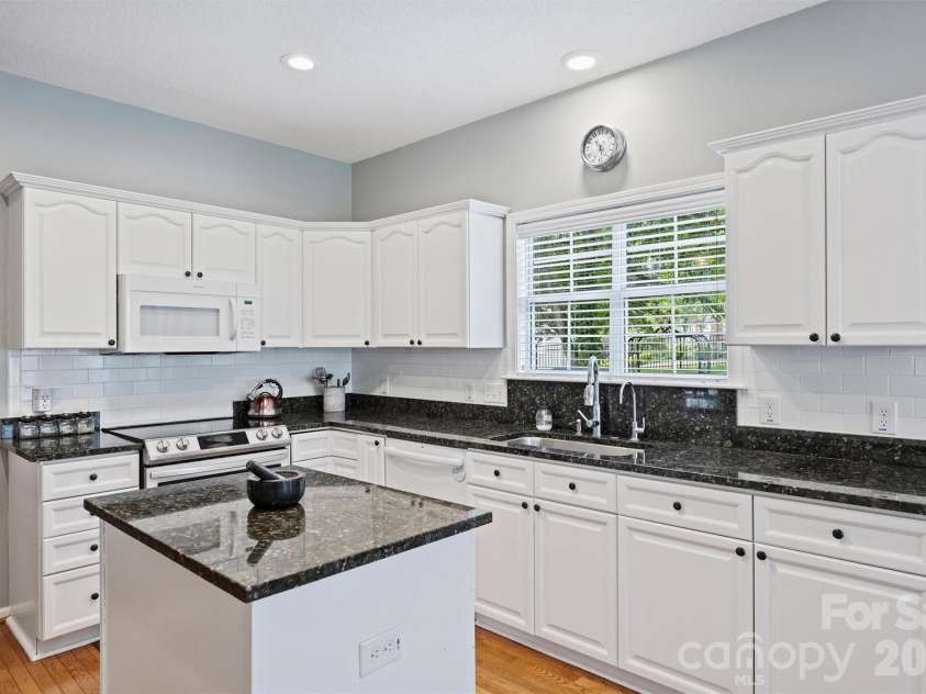 13827 Lymington Court, Mint Hill, NC 28227.  MLS# CAR4373963, YatesRealty ID 19649. 