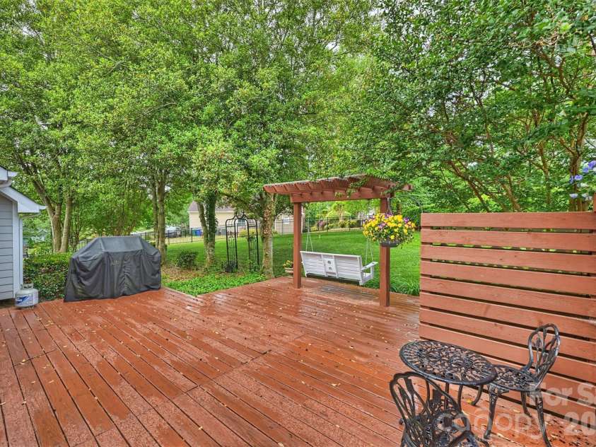 13827 Lymington Court, Mint Hill, NC 28227.  MLS# CAR4373963, YatesRealty ID 19649. 