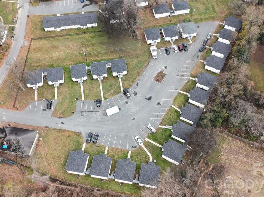 2479 Julia Avenue, Charlotte, NC 28206.  MLS# CAR4340001, YatesRealty ID 1965. 