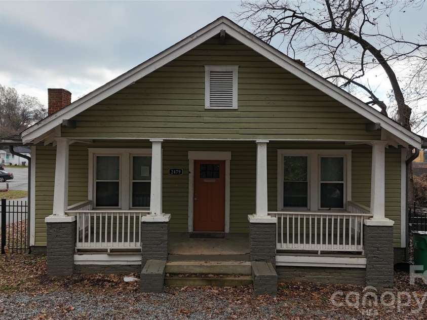 2479 Julia Avenue, Charlotte, NC 28206.  MLS# CAR4340001, YatesRealty ID 1965. 