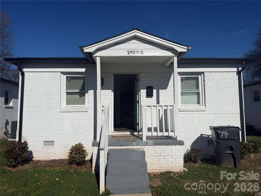 2479 Julia Avenue, Charlotte, NC 28206.  MLS# CAR4340001, YatesRealty ID 1965. 
