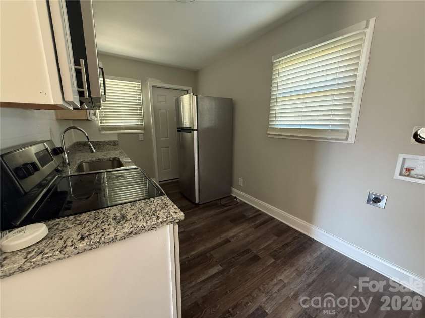 2479 Julia Avenue, Charlotte, NC 28206.  MLS# CAR4340001, YatesRealty ID 1965. 