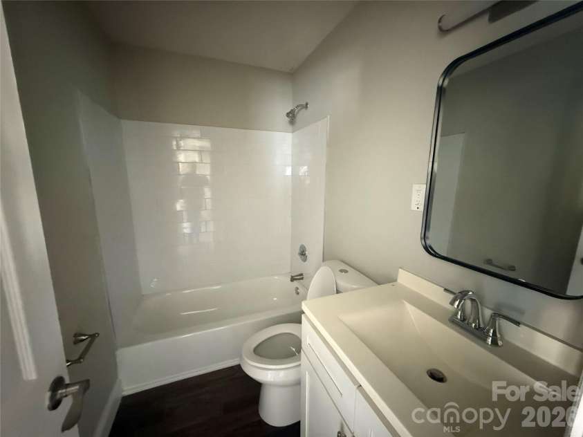 2479 Julia Avenue, Charlotte, NC 28206.  MLS# CAR4340001, YatesRealty ID 1965. 