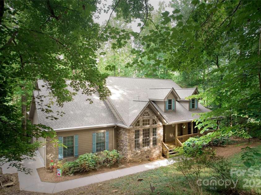 89 Clinchfield Gap Road, Marion, NC 28752.  MLS# CAR4165746, YatesRealty ID 1965. 