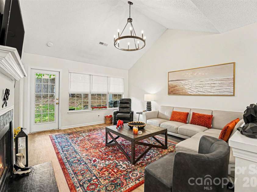 258 Indian Paint Brush Drive, Mooresville, NC 28115.  MLS# CAR4375683, YatesRealty ID 19651. 
