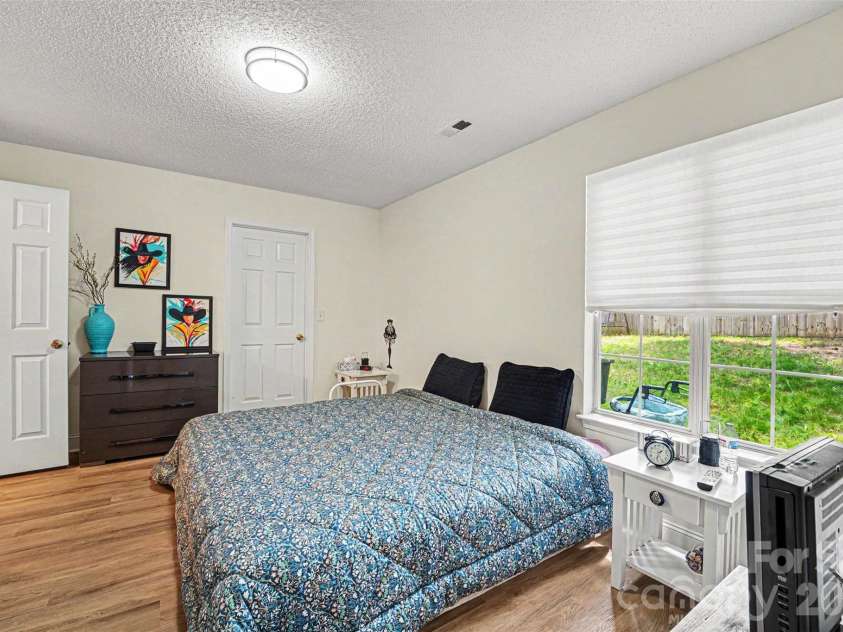258 Indian Paint Brush Drive, Mooresville, NC 28115.  MLS# CAR4375683, YatesRealty ID 19651. 
