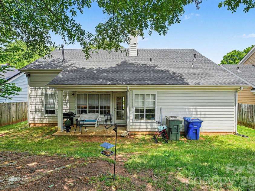 258 Indian Paint Brush Drive, Mooresville, NC 28115.  MLS# CAR4375683, YatesRealty ID 19651. 
