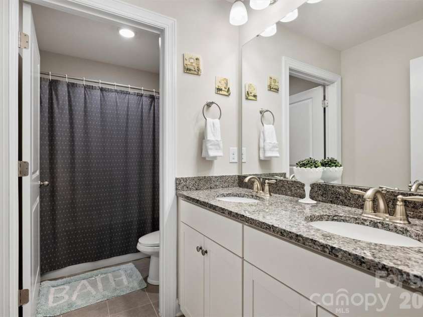 130 Carolina Ash Lane, Mooresville, NC 28117.  MLS# CAR4341266, YatesRealty ID 19652. 