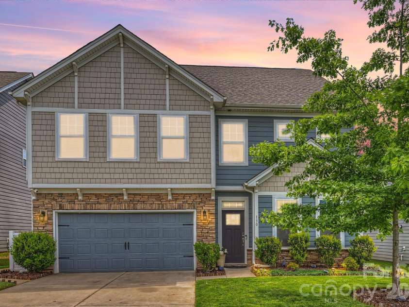 130 Carolina Ash Lane, Mooresville, NC 28117.  MLS# CAR4341266, YatesRealty ID 19652. 