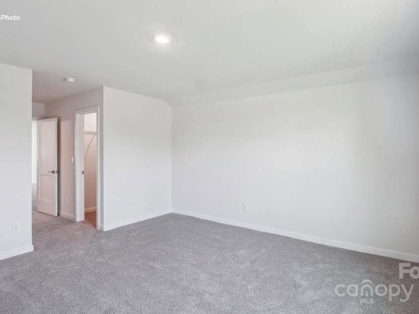 218 Miramar Drive, York, SC 29745.  MLS# CAR4230750, YatesRealty ID 19652. 