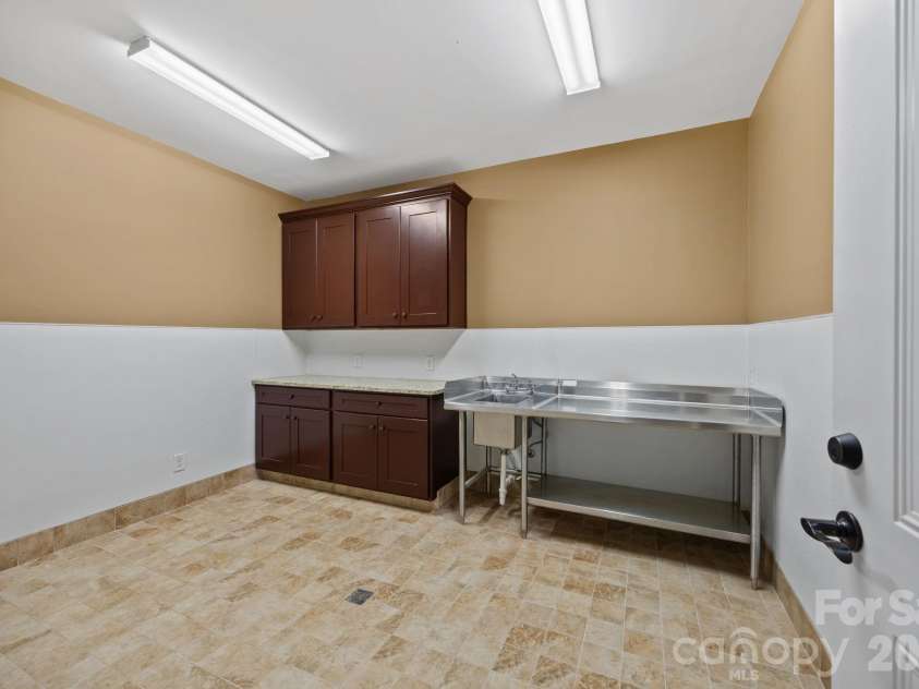 255 Woodlea Court, Mooresville, NC 28115.  MLS# CAR4367240, YatesRealty ID 19653. Processing Room