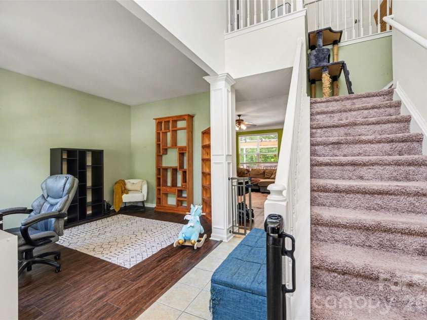 8142 Rolling Meadows Lane, Huntersville, NC 28078.  MLS# CAR4372768, YatesRealty ID 19655. 