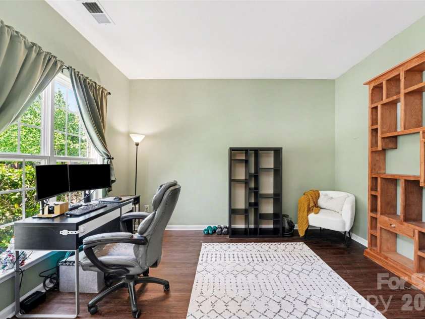 8142 Rolling Meadows Lane, Huntersville, NC 28078.  MLS# CAR4372768, YatesRealty ID 19655. 